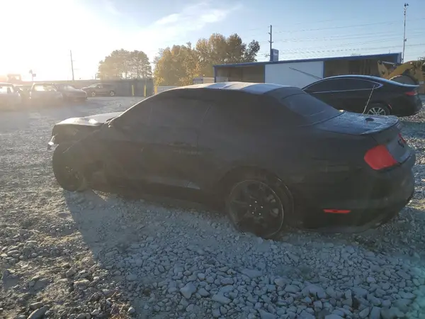 1FATP8UH0L5145575 2020 FORD MUSTANG - Image 2