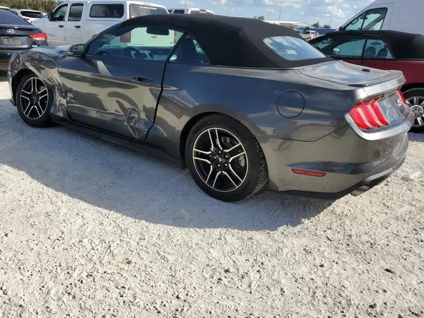 1FATP8UH0L5179919 2020 FORD MUSTANG - Image 2