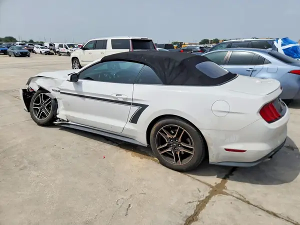 1FATP8UH0M5107474 2021 FORD MUSTANG - Image 2