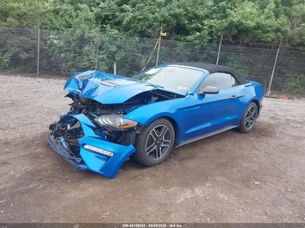 1FATP8UH0M5110357 2021 FORD MUSTANG - Image 2
