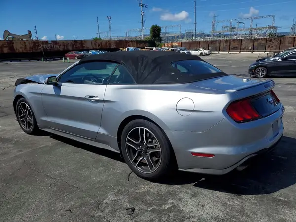 1FATP8UH0M5116191 2021 FORD MUSTANG - Image 2