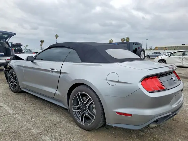 1FATP8UH0N5103278 2022 FORD MUSTANG - Image 2