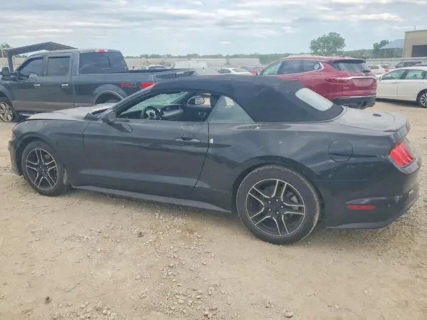 1FATP8UH0N5105225 2022 FORD MUSTANG - Image 2
