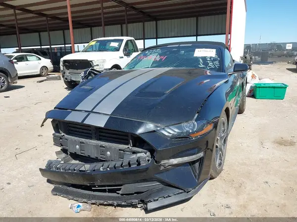 1FATP8UH0N5106844 2022 FORD MUSTANG - Image 2