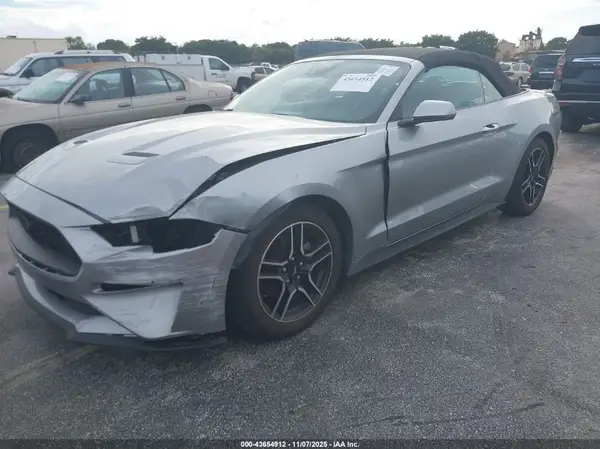 1FATP8UH0P5109360 2023 FORD MUSTANG - Image 2