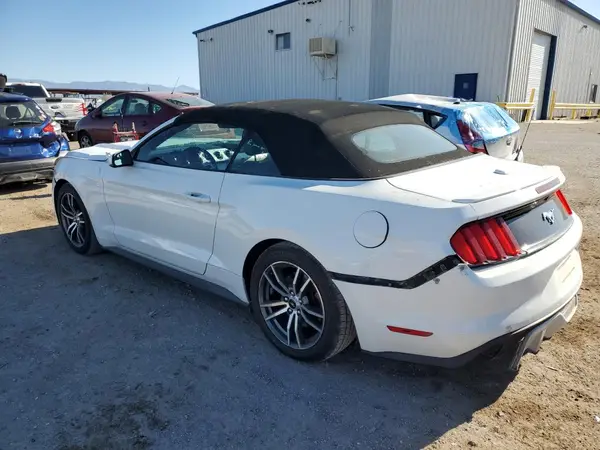 1FATP8UH1G5226672 2016 FORD MUSTANG - Image 2