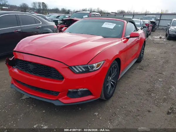 1FATP8UH1G5280182 2016 FORD MUSTANG - Image 2