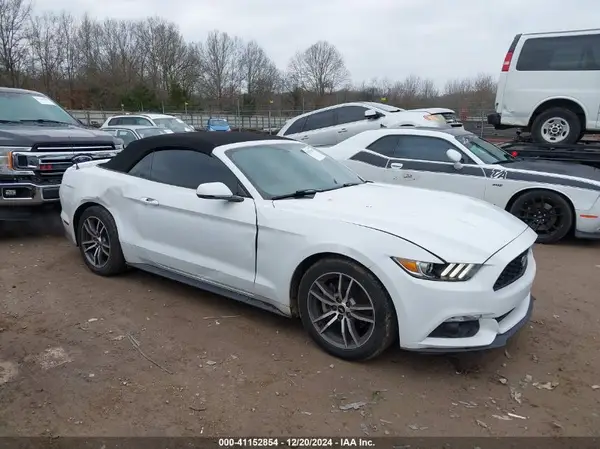 1FATP8UH1G5280893 2016 FORD MUSTANG - Image 1