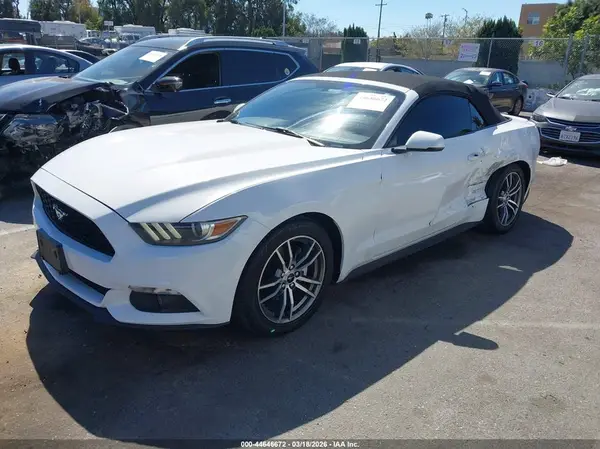 1FATP8UH1G5291540 2016 FORD MUSTANG - Image 2