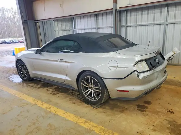 1FATP8UH1G5291814 2016 FORD MUSTANG - Image 2