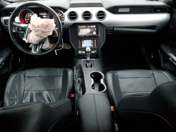 1FATP8UH1G5295930 2016 FORD MUSTANG - Image 8