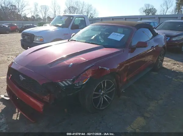 1FATP8UH1G5318686 2016 FORD MUSTANG - Image 2