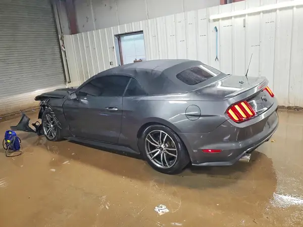 1FATP8UH1G5324231 2016 FORD MUSTANG - Image 2