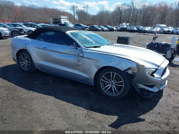 1FATP8UH1G5325654 2016 FORD MUSTANG - Image 1