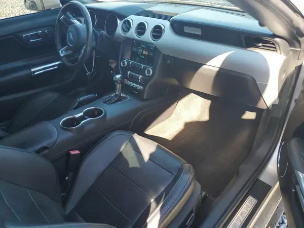 1FATP8UH1H5205922 2017 FORD MUSTANG - Image 8