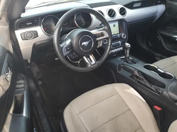1FATP8UH1H5220565 2017 FORD MUSTANG - Image 8