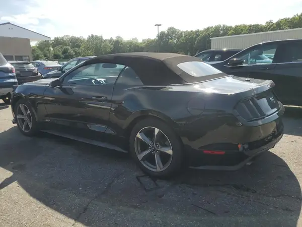 1FATP8UH1H5229914 2017 FORD MUSTANG - Image 2