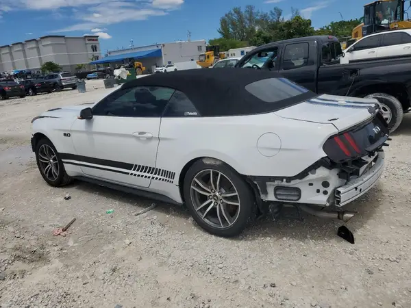 1FATP8UH1H5245126 2017 FORD MUSTANG - Image 2