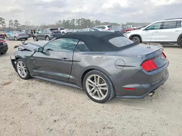 1FATP8UH1H5259964 2017 FORD MUSTANG - Image 2