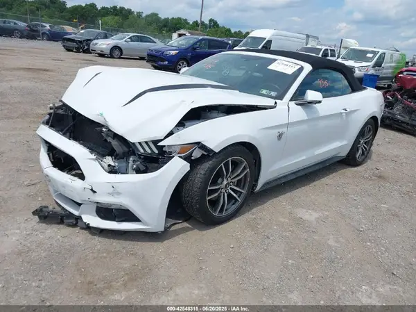1FATP8UH1H5273251 2017 FORD MUSTANG - Image 2