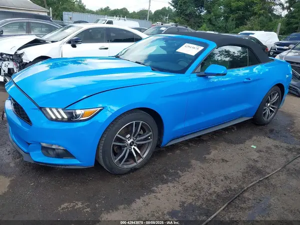 1FATP8UH1H5287781 2017 FORD MUSTANG - Image 2