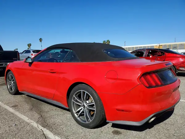 1FATP8UH1H5307947 2017 FORD MUSTANG - Image 2