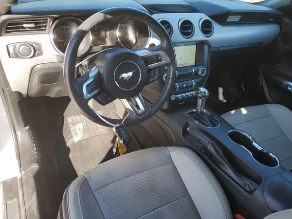 1FATP8UH1H5313439 2017 FORD MUSTANG - Image 8