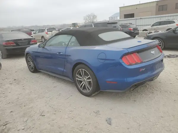 1FATP8UH1H5331259 2017 FORD MUSTANG - Image 2