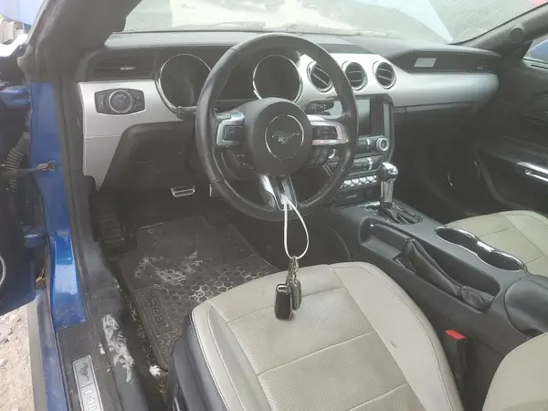 1FATP8UH1H5331259 2017 FORD MUSTANG - Image 8