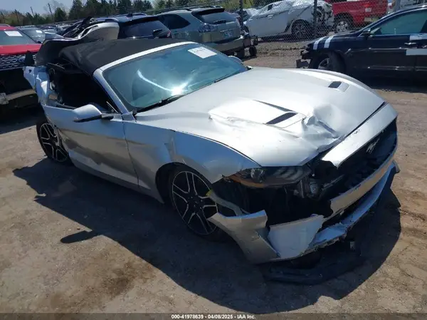 1FATP8UH1J5110038 2018 FORD MUSTANG - Image 1
