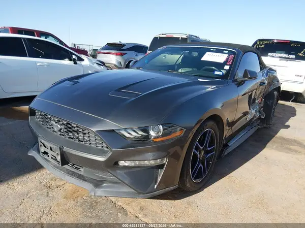 1FATP8UH1J5110122 2018 FORD MUSTANG - Image 2
