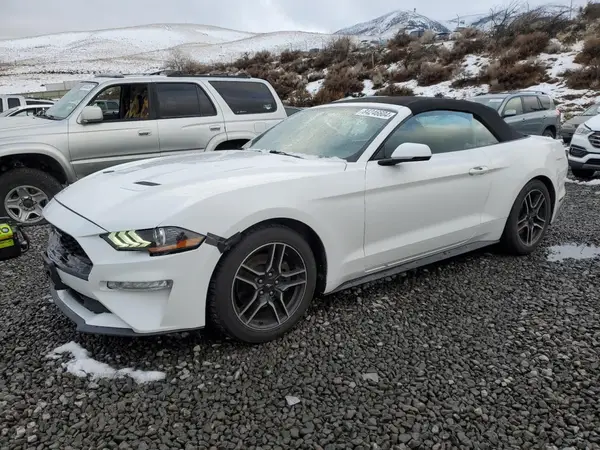 1FATP8UH1J5132461 2018 FORD MUSTANG - Image 1