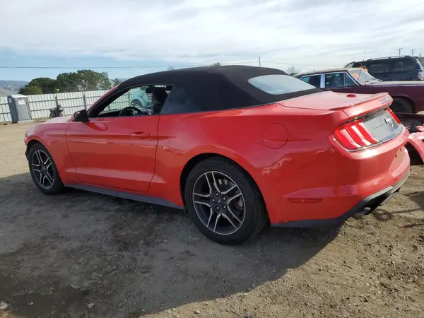 1FATP8UH1J5142858 2018 FORD MUSTANG - Image 2