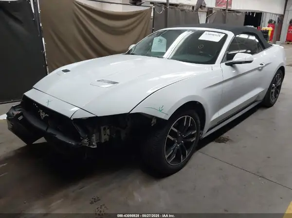 1FATP8UH1J5145274 2018 FORD MUSTANG - Image 2