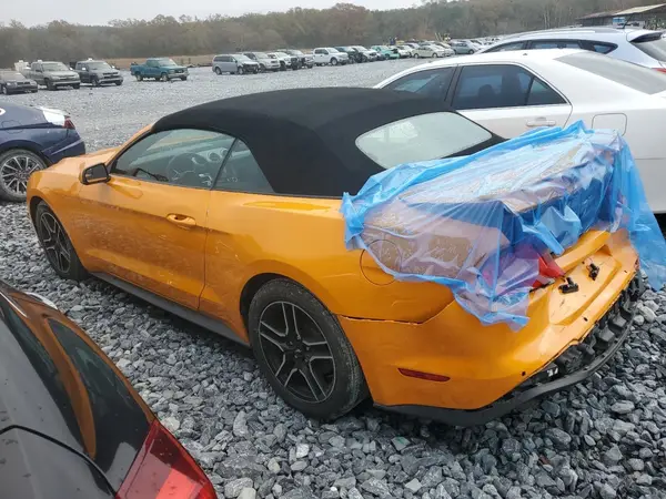 1FATP8UH1J5157229 2018 FORD MUSTANG - Image 2