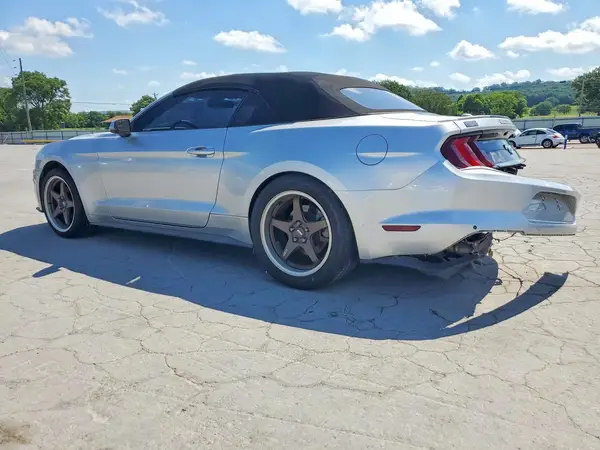 1FATP8UH1K5170029 2019 FORD MUSTANG - Image 2