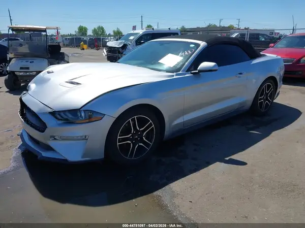 1FATP8UH1K5181550 2019 FORD MUSTANG - Image 2
