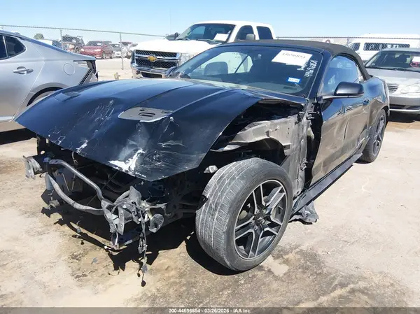 1FATP8UH1L5119874 2020 FORD MUSTANG - Image 2