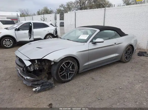 1FATP8UH1L5125402 2020 FORD MUSTANG - Image 2