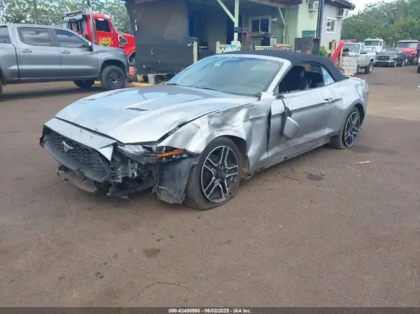 1FATP8UH1L5125626 2020 FORD MUSTANG - Image 2