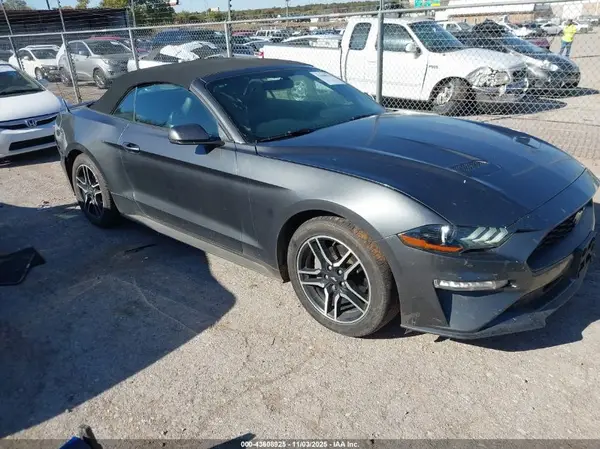 1FATP8UH1L5147285 2020 FORD MUSTANG - Image 1