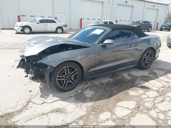 1FATP8UH1M5103840 2021 FORD MUSTANG - Image 2