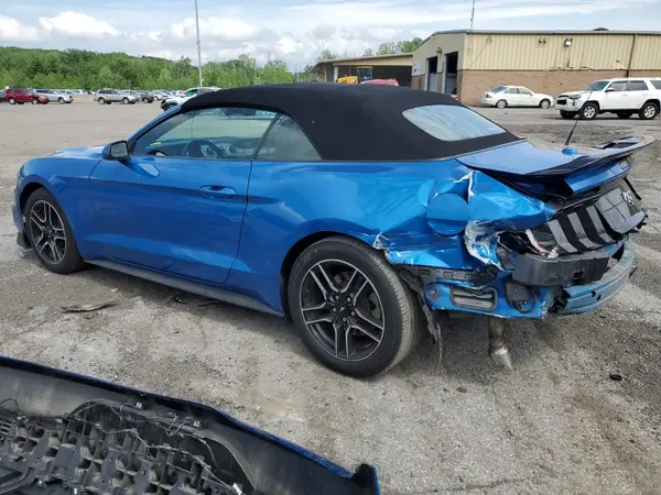 1FATP8UH1M5104857 2021 FORD MUSTANG - Image 2