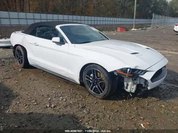 1FATP8UH1M5105152 2021 FORD MUSTANG - Image 1