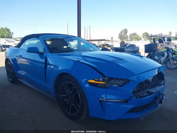 1FATP8UH1N5103094 2022 FORD MUSTANG - Image 1
