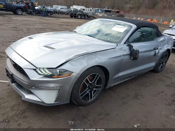 1FATP8UH1N5103418 2022 FORD MUSTANG - Image 2