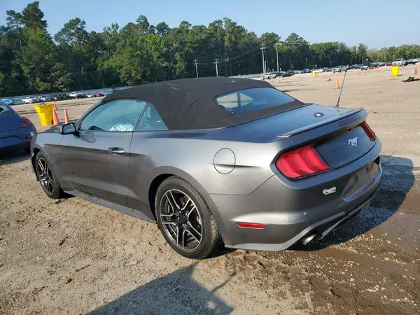 1FATP8UH1N5103466 2022 FORD MUSTANG - Image 2