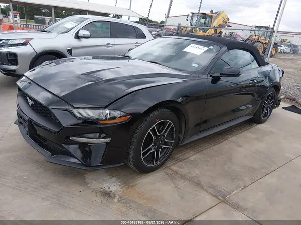 1FATP8UH1N5103693 2022 FORD MUSTANG - Image 2
