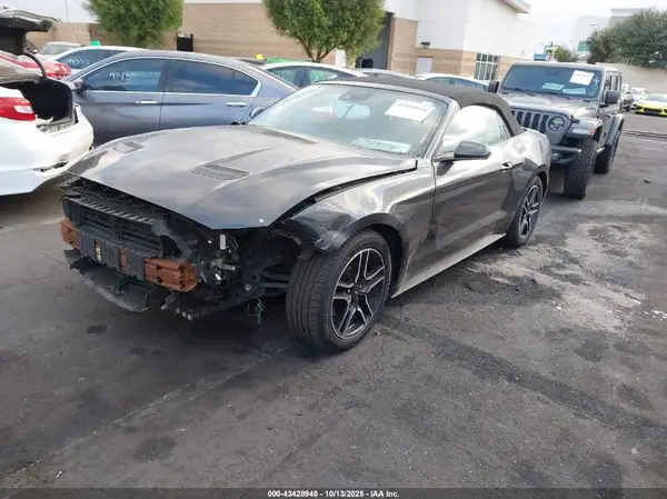 1FATP8UH1N5115827 2022 FORD MUSTANG - Image 2