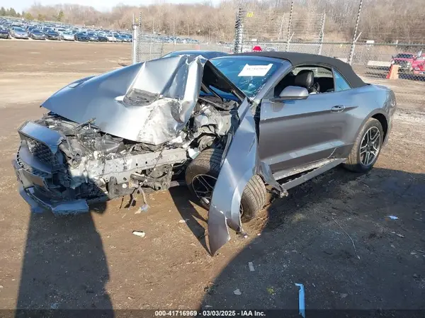 1FATP8UH1N5124527 2022 FORD MUSTANG - Image 2